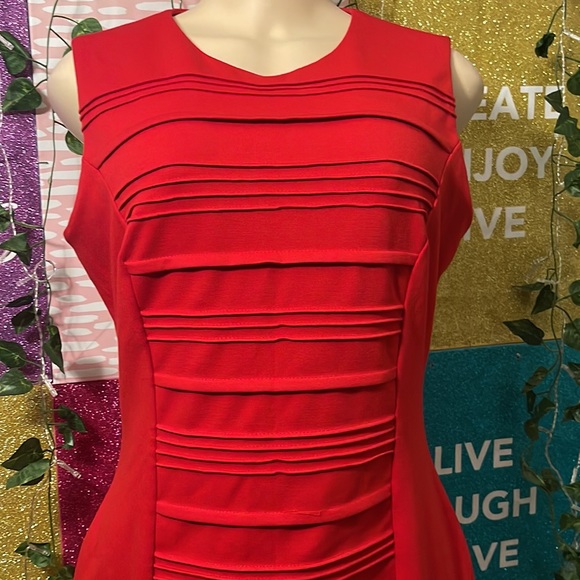CalvinKlein Red Formal Dress Size 10 👗 - Picture 4 of 5